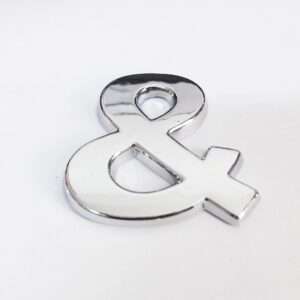 Cemax & İşareti 3,75 Cm Krom Yapışkanlı