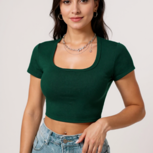 Kadın Yeşil Yarım Kol Düz Yaka Crop Top Bluz – Şık, Rahat Ve Kolay Kombinlenebilir